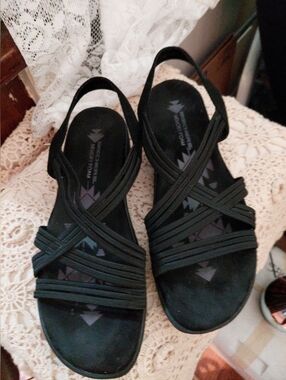 Skechers Memory Foam Black Women's Strappy Comfort Sandals EC